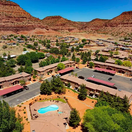 Lovely Townhome Peaceful Surroundings Hiking Hot Tub